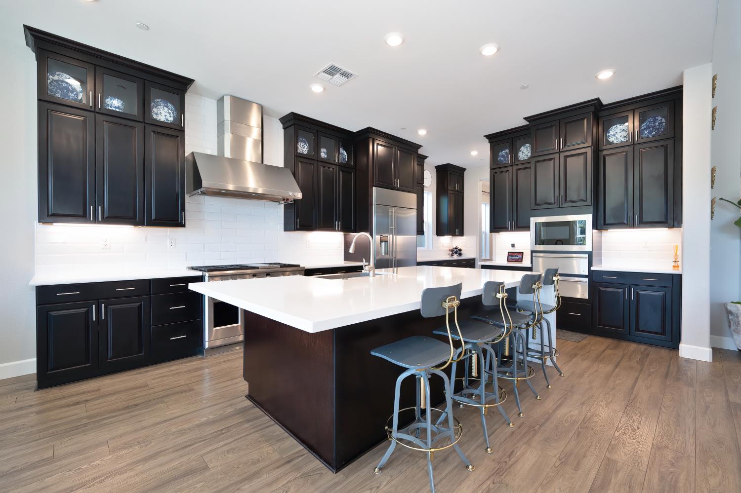 1014 Hogarth Way
