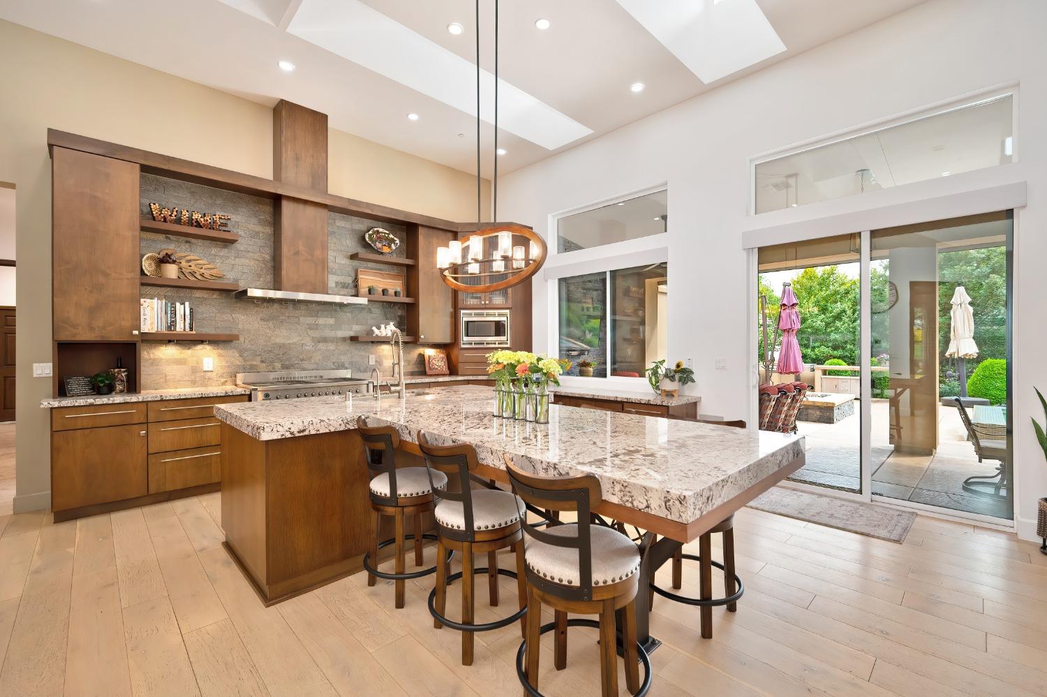 254 Mondrian Court