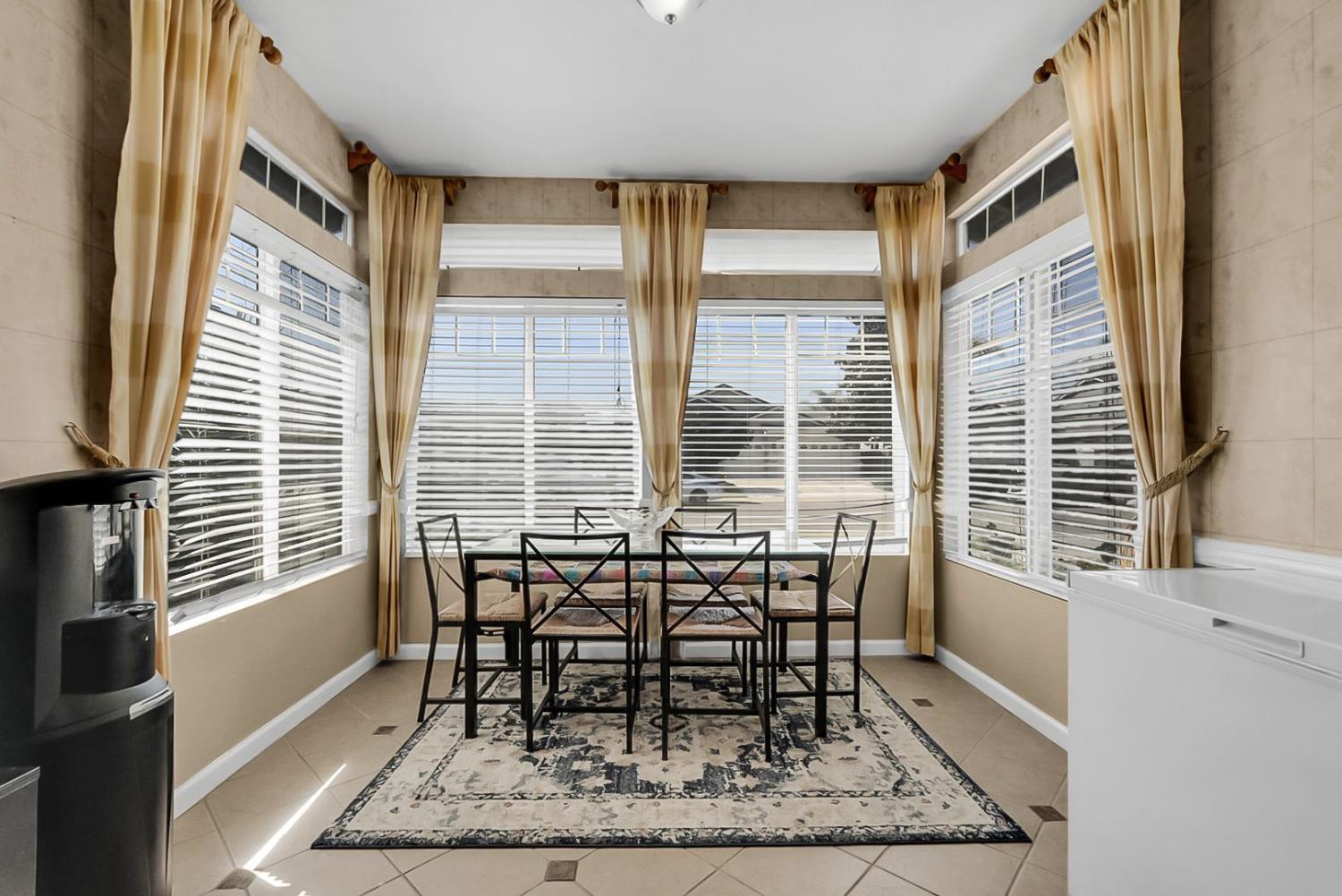 2865 Tulare Court - Photo 3