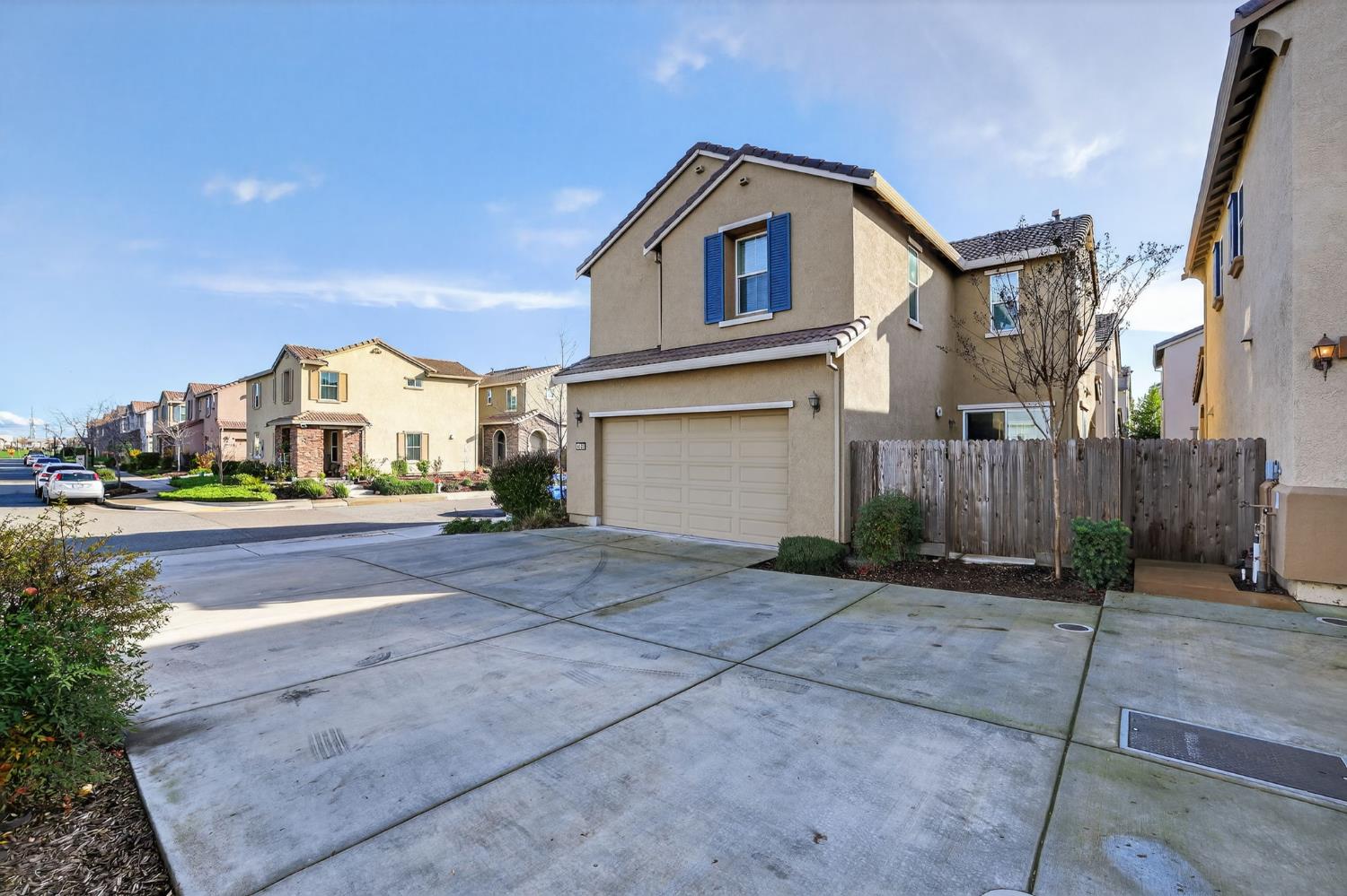 4423 Silver Cedar Lane