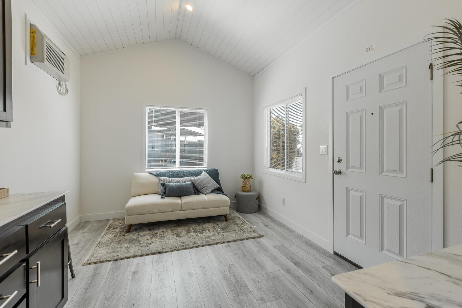 5878 Garlic Farms DR 80