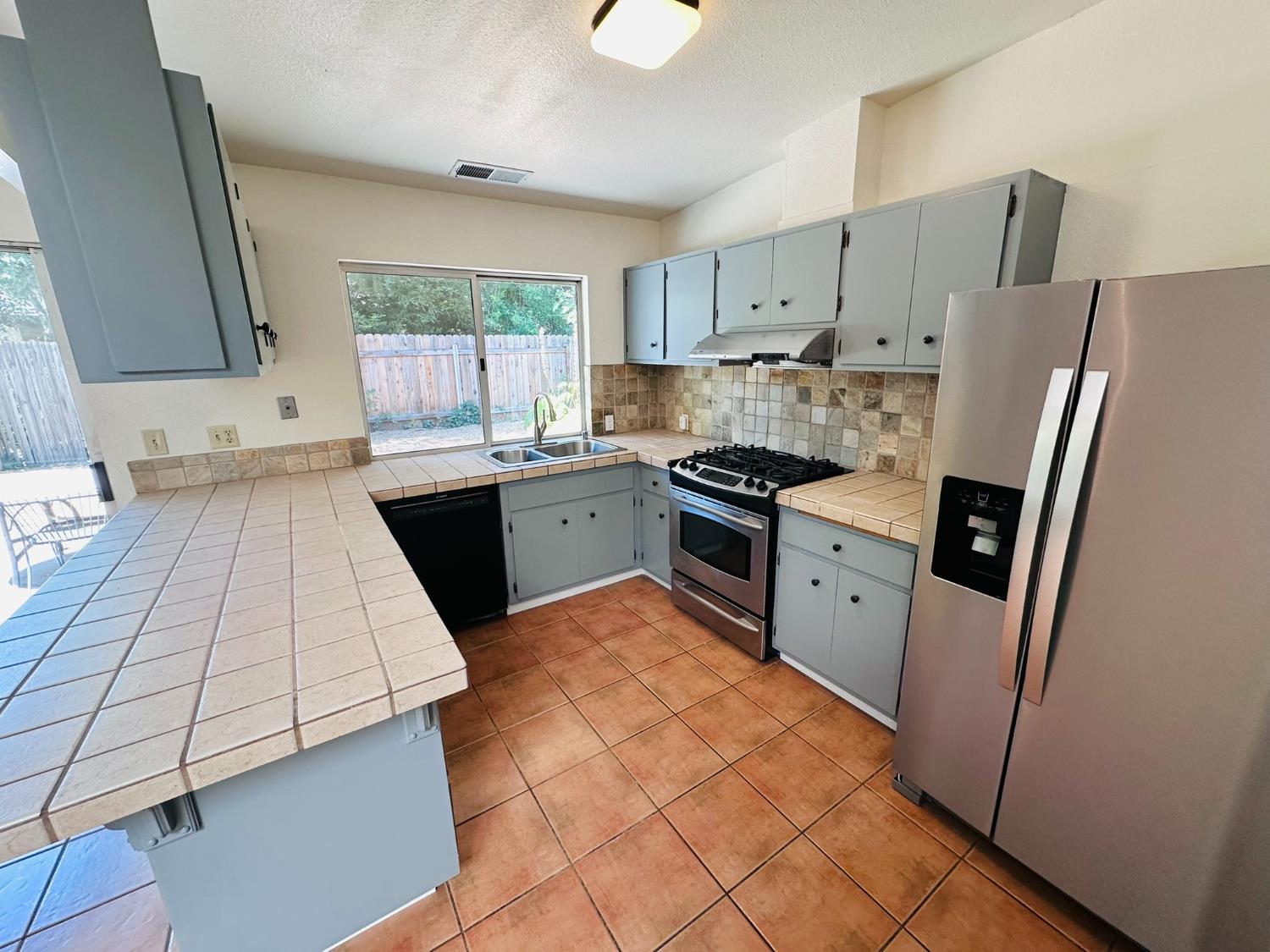 412 Jardin Place
