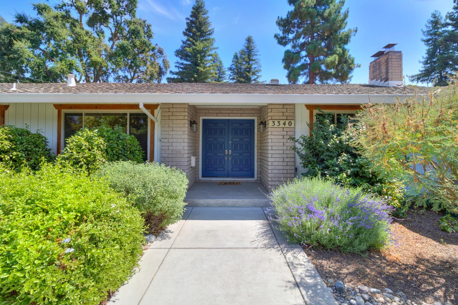3340 American River Drive