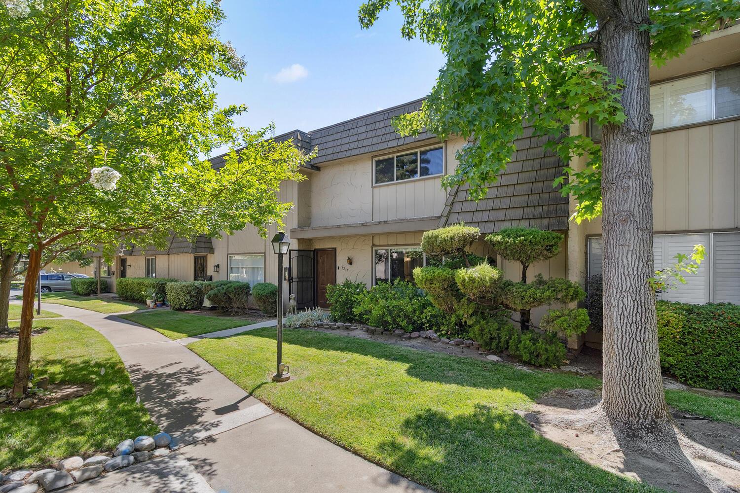 3217 Casitas Bonito