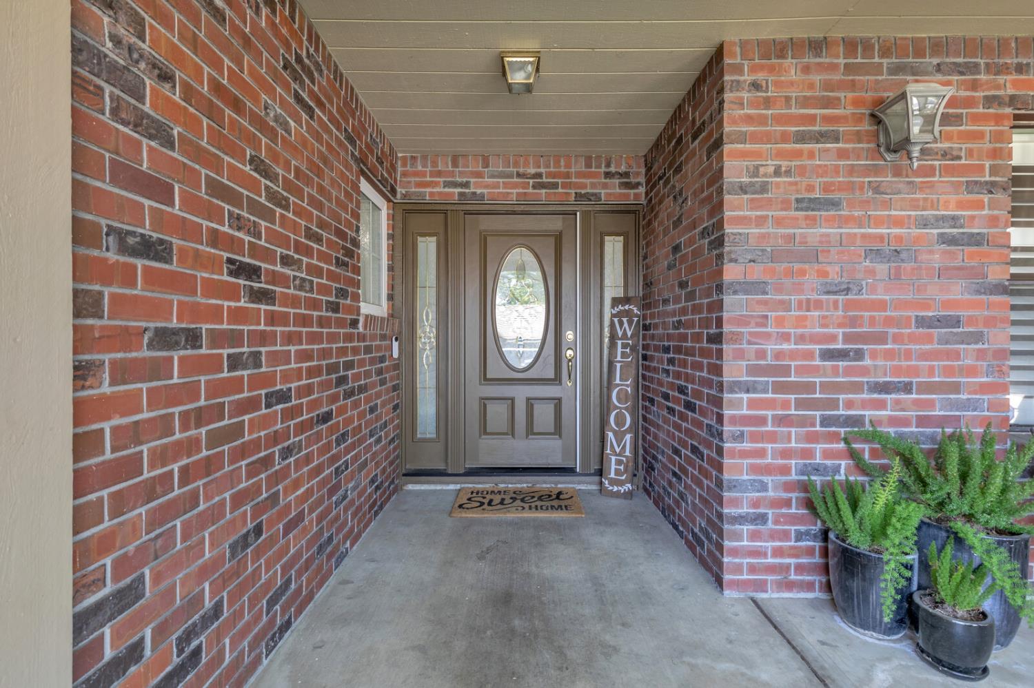 1856 Ridgeview Drive