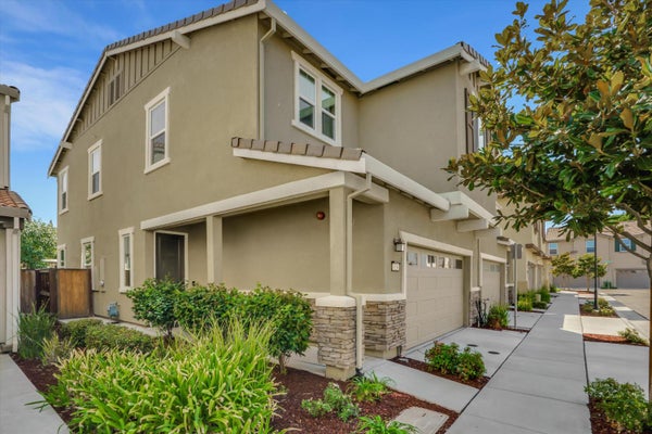 1634 UNION LN, TRACY, CA 95377 - Image 6ed89e7bd064d3296f681ea4bbc7917a/2686048454