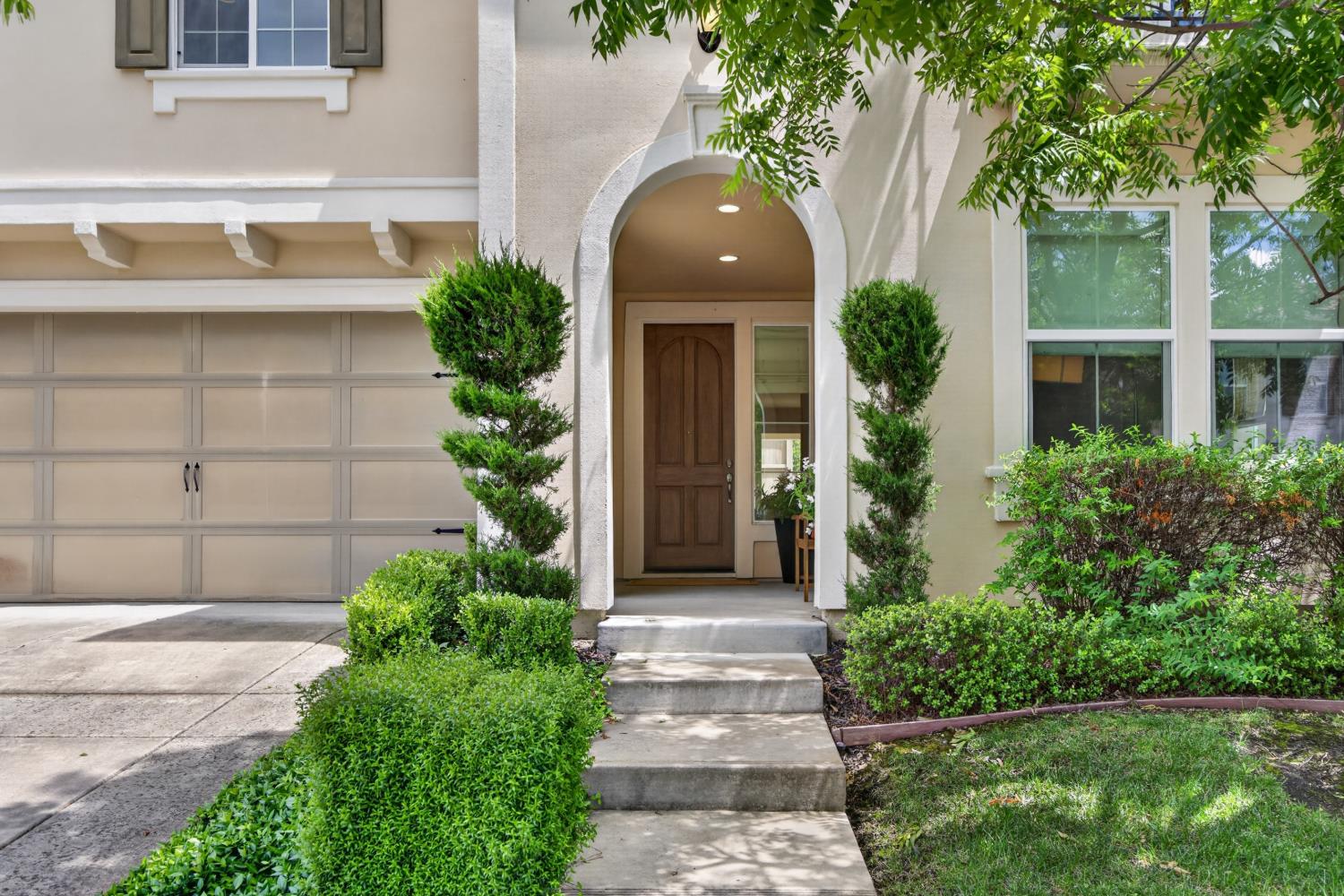 4025 Bari Drive
