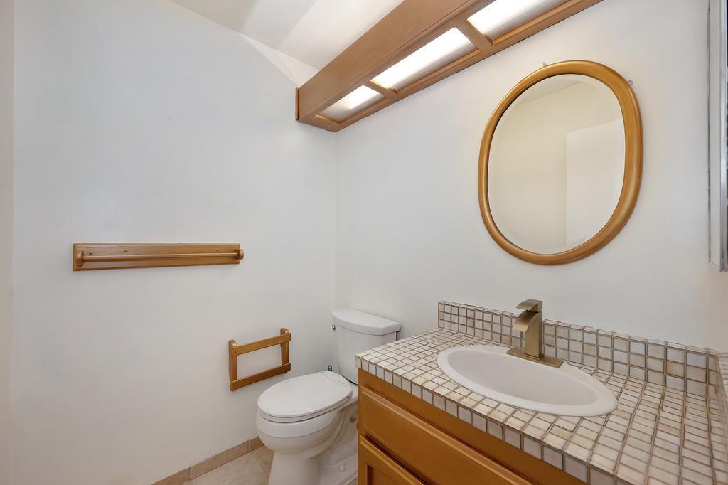 7443 Heritage Meadow Place