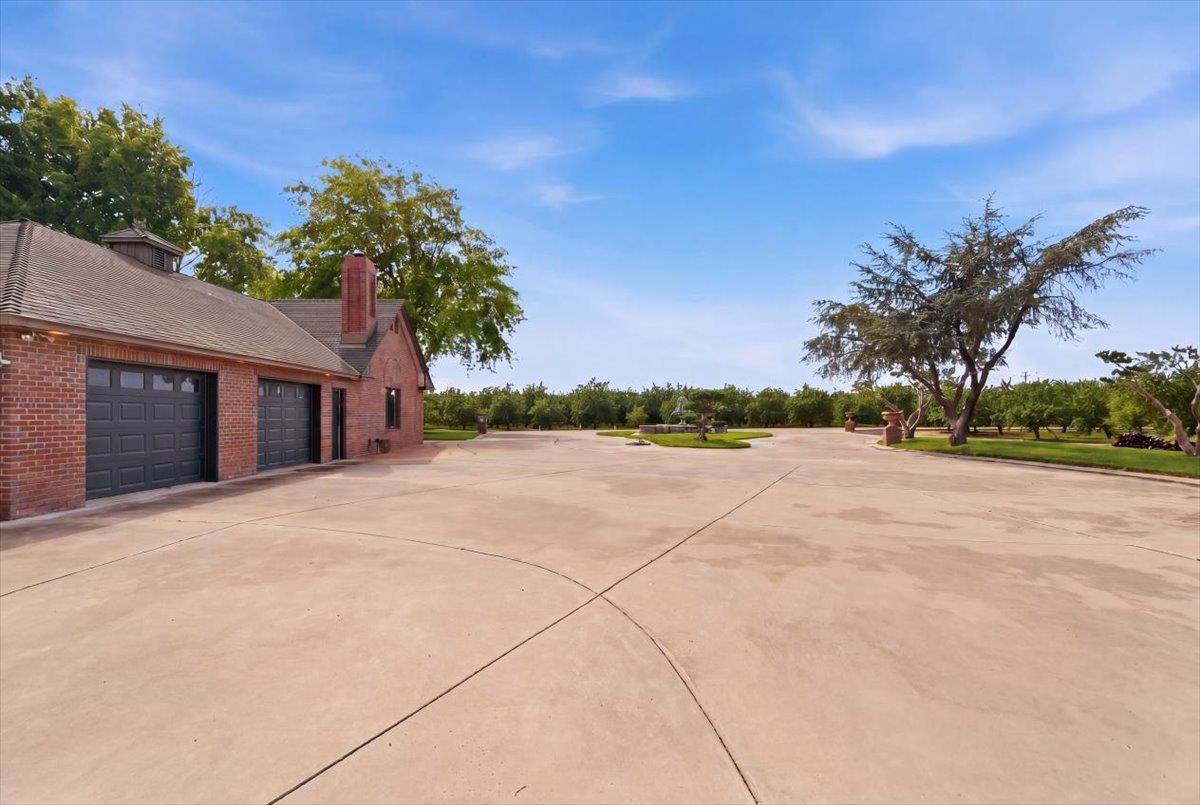 30324 Lone Tree Road
