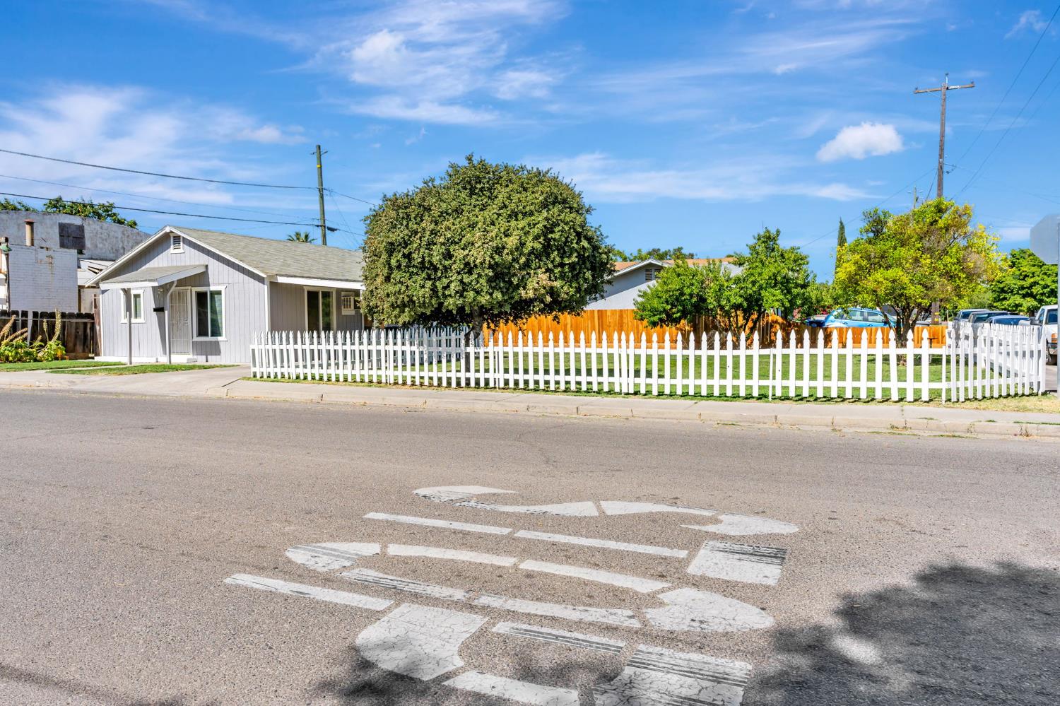 1410 Frank Avenue