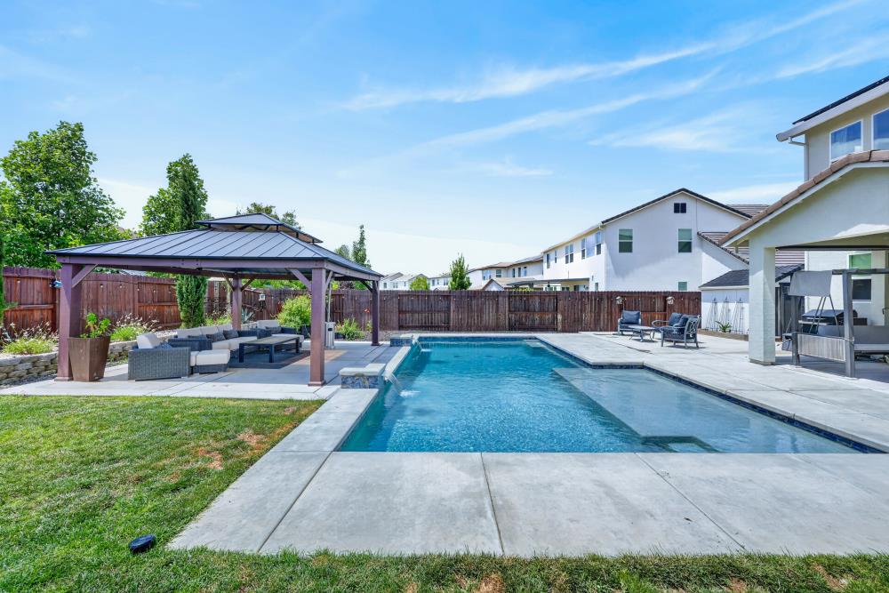 3047 Anastasia Way