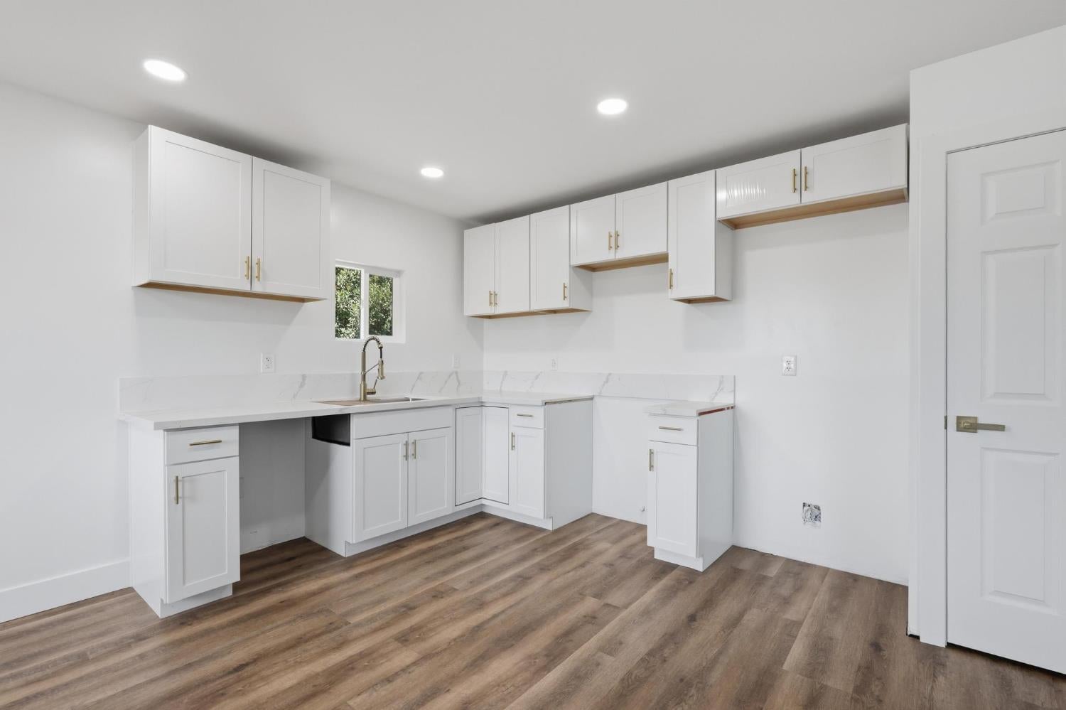 3106 2nd Street
