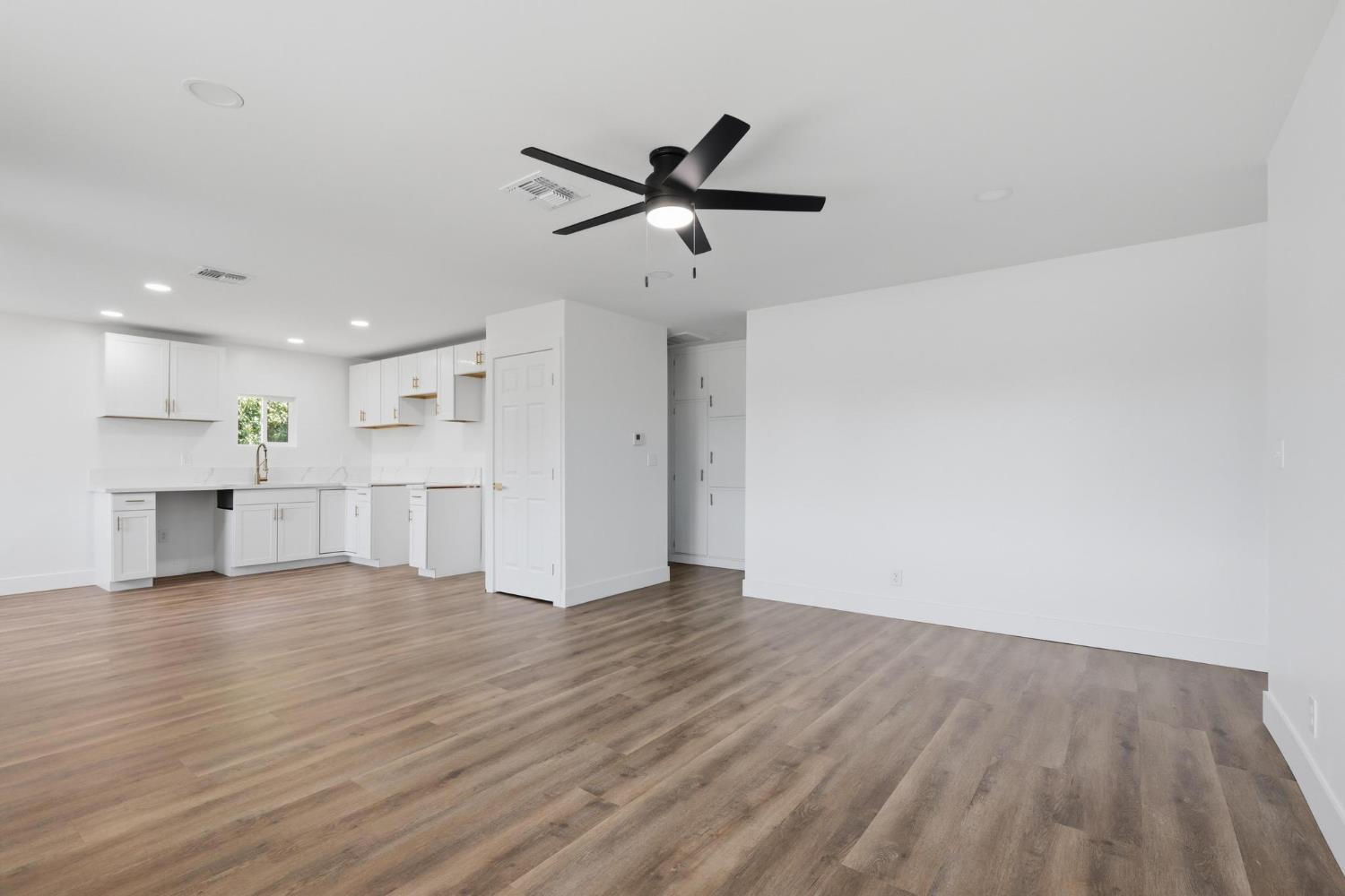 3106 2nd Street