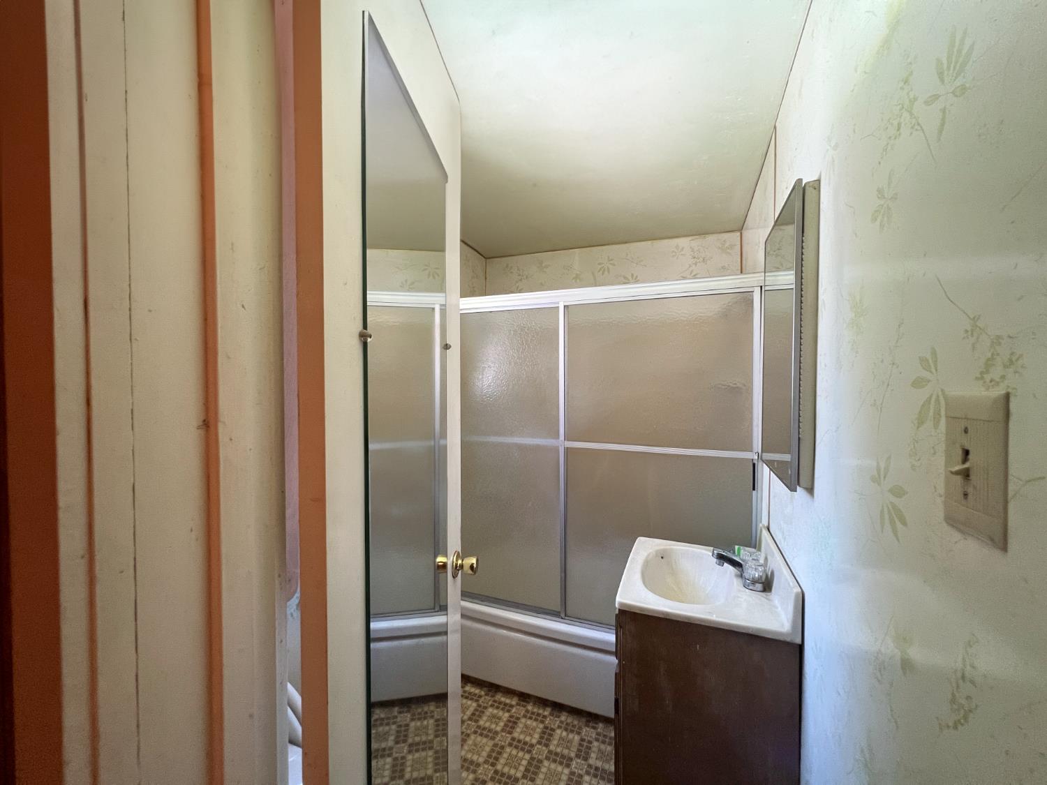 Stockton, California 95206, United States, 4 Bedrooms Bedrooms, ,2 BathroomsBathrooms,Residential,Active,175823