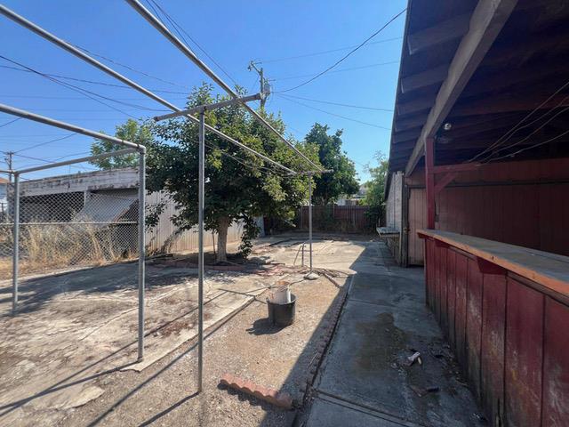 Stockton, California 95206, United States, 4 Bedrooms Bedrooms, ,2 BathroomsBathrooms,Residential,Active,175823