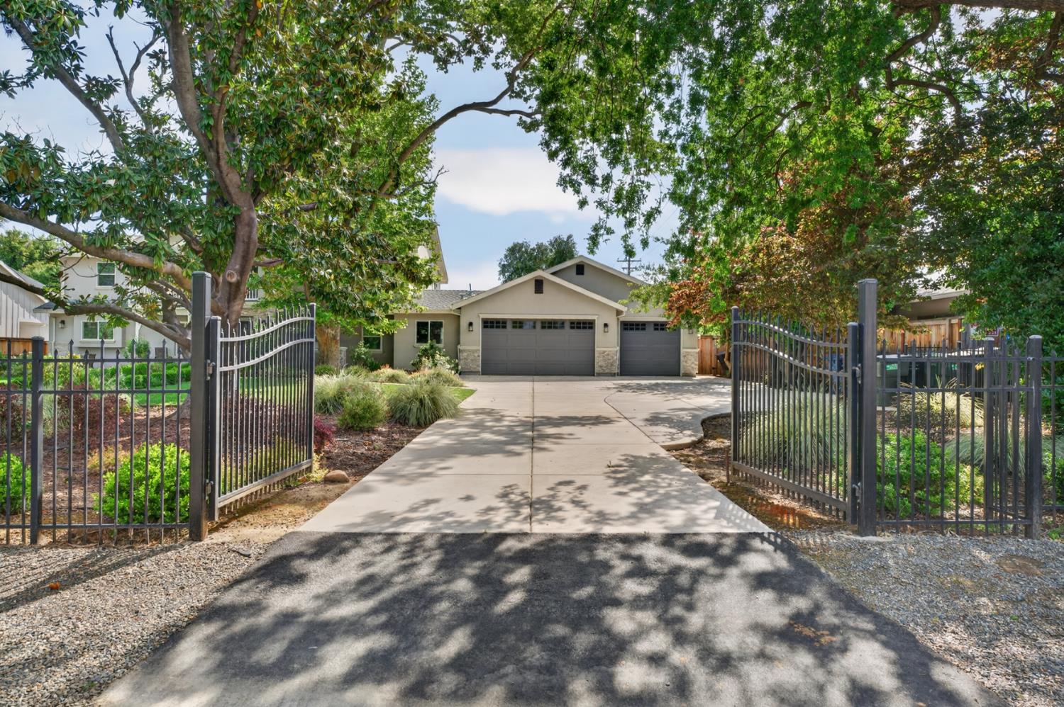 1500 Mission Avenue