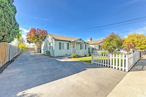 2569 Erickson Street Sacramento CA 95815