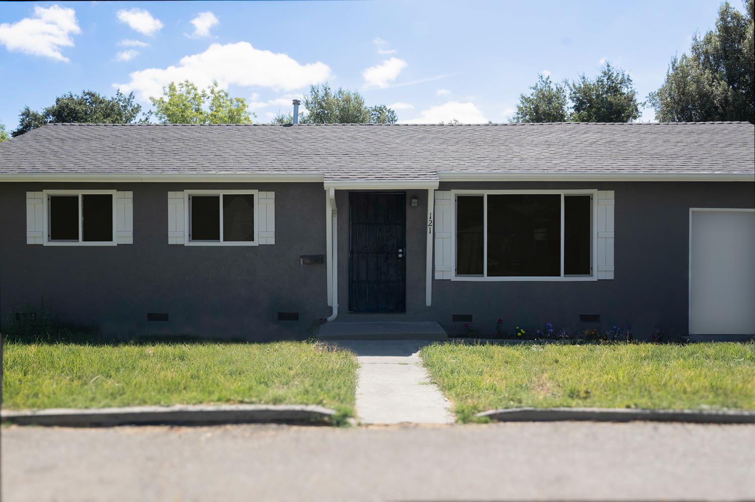 117 Elliot Street
