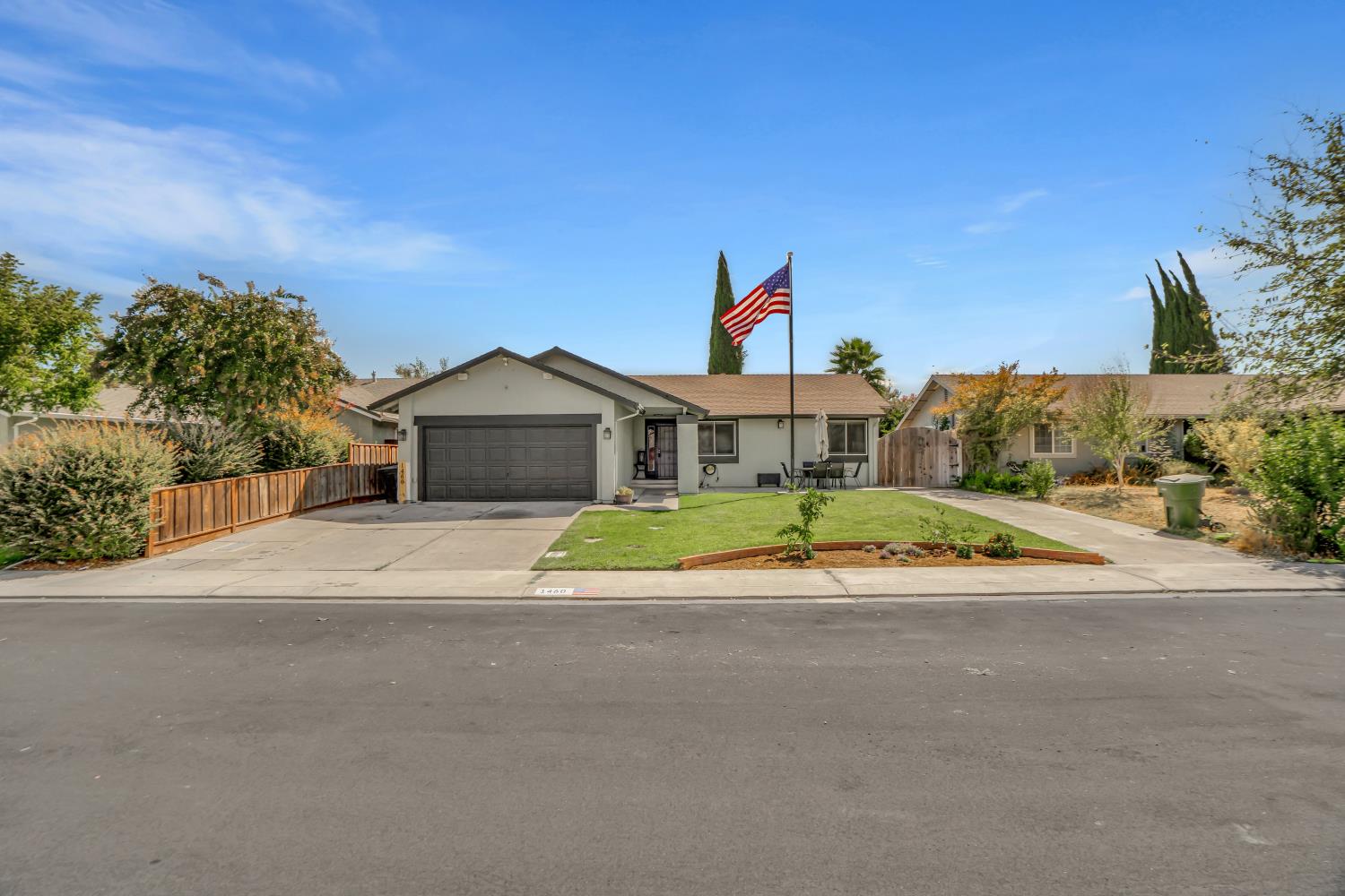 1460 Jennifer Street