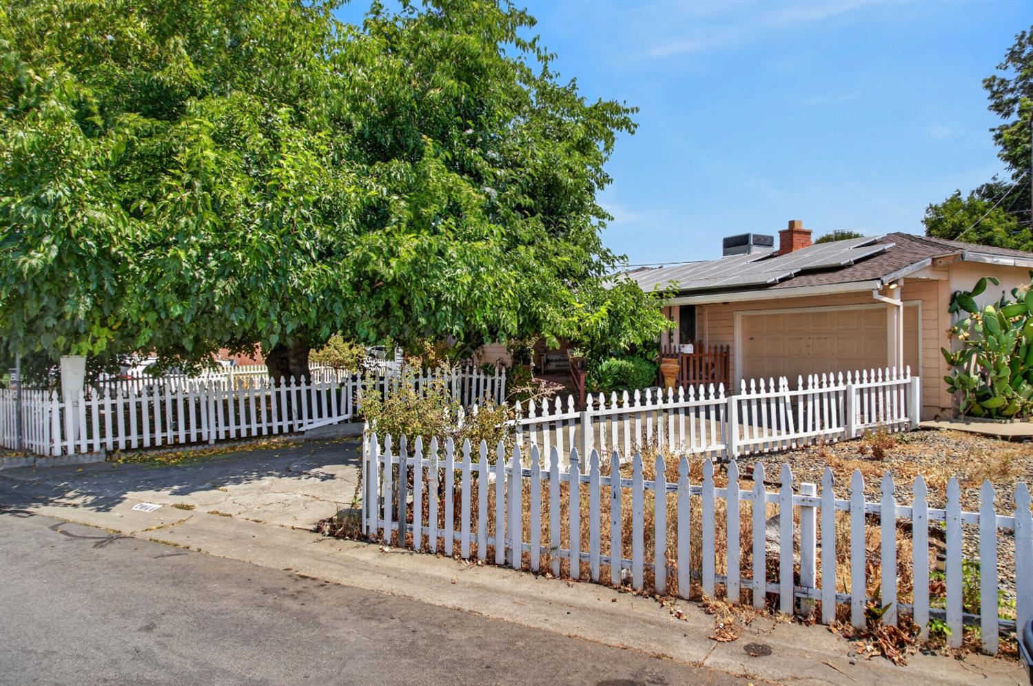 2044 Middleberry Road