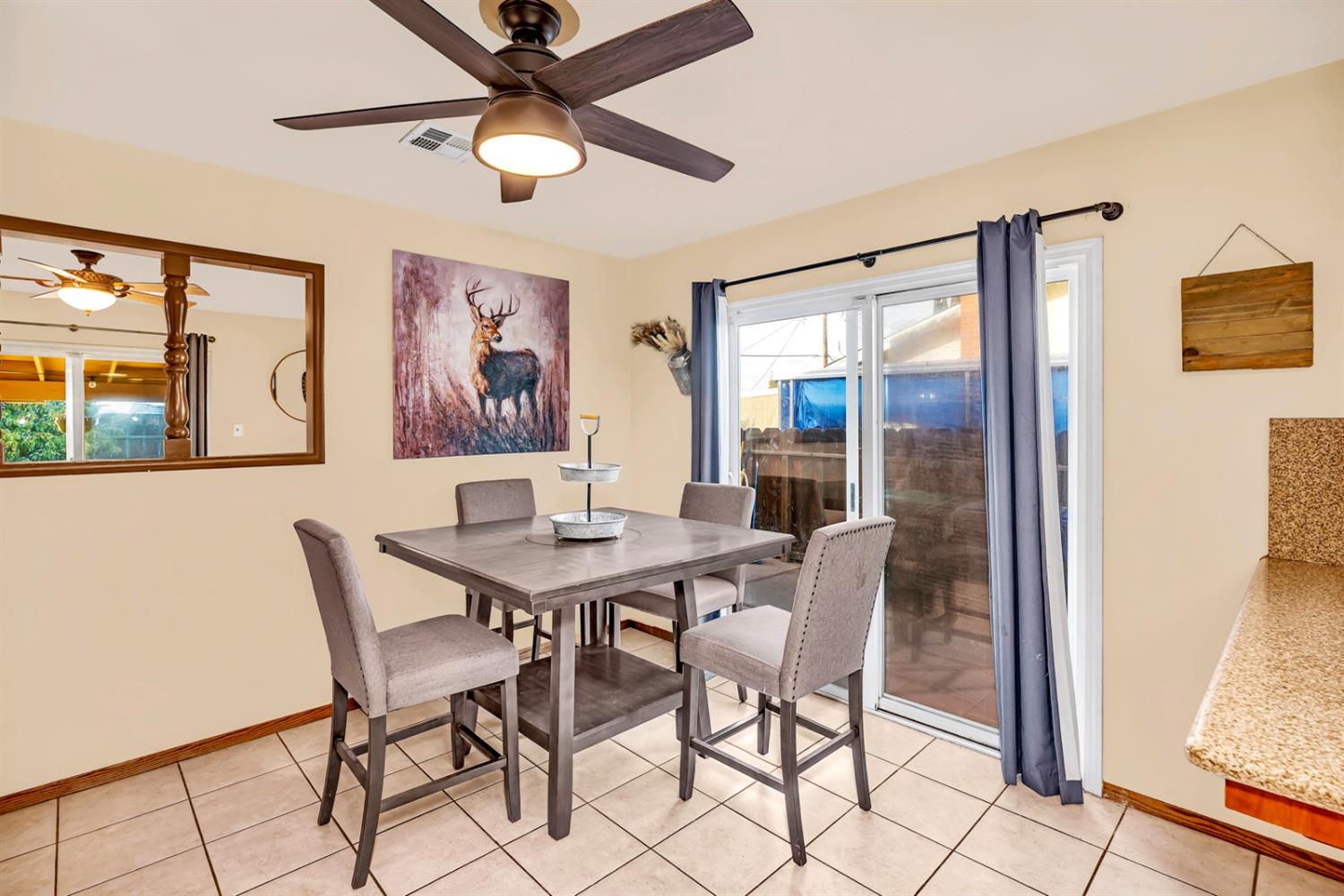 Los Banos, California 93635, United States, 3 Bedrooms Bedrooms, ,2 BathroomsBathrooms,Residential,Active,219571