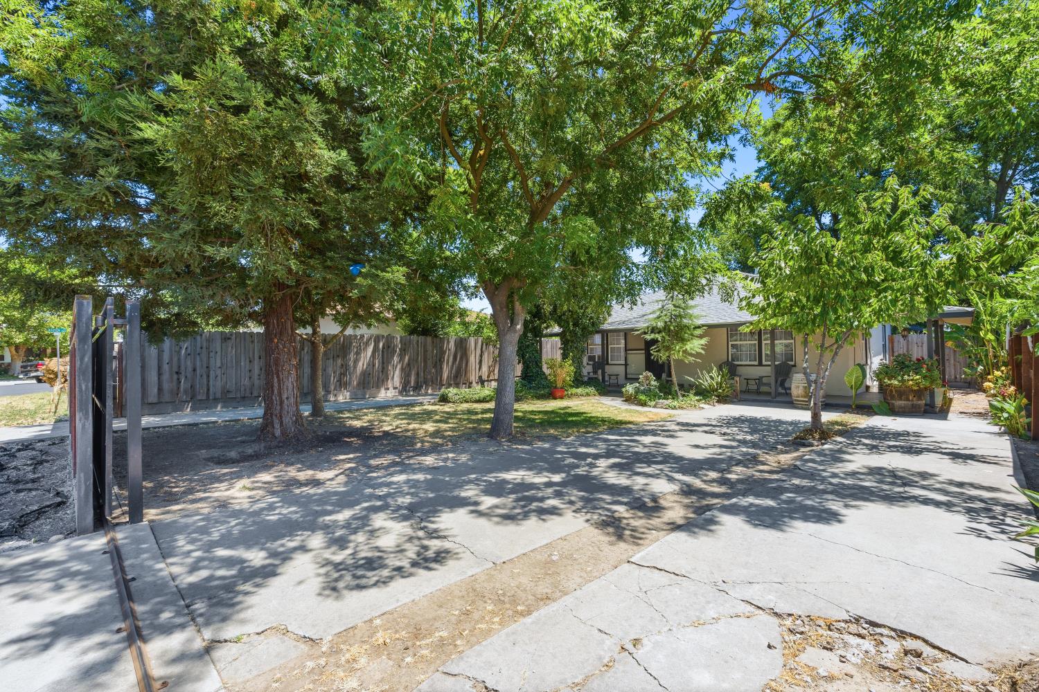 4866 Washington