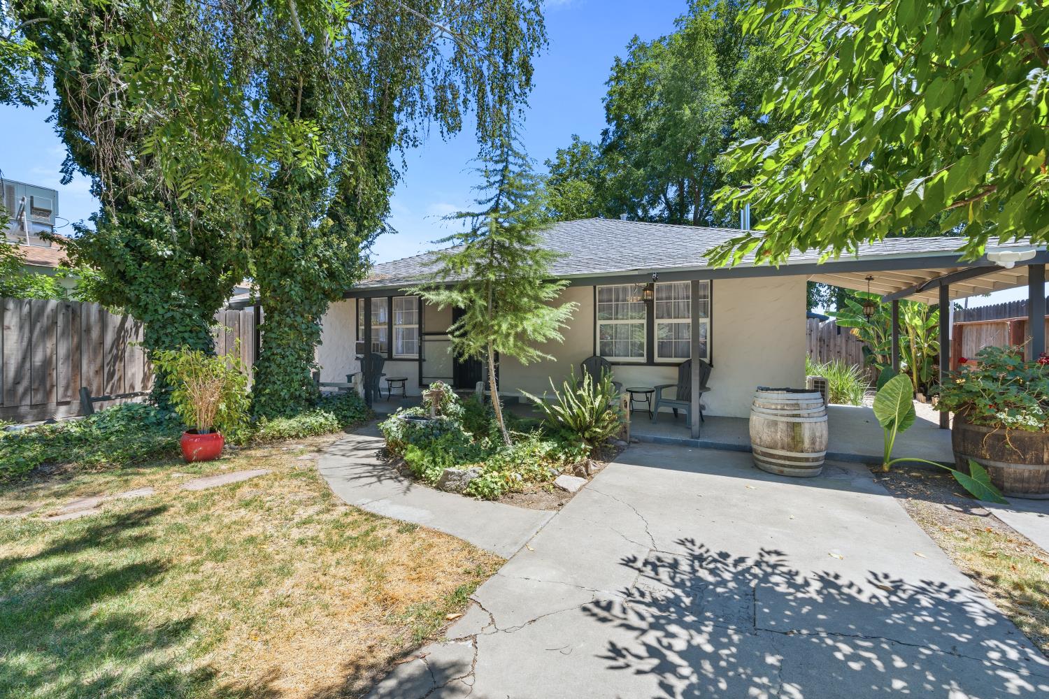 4866 Washington