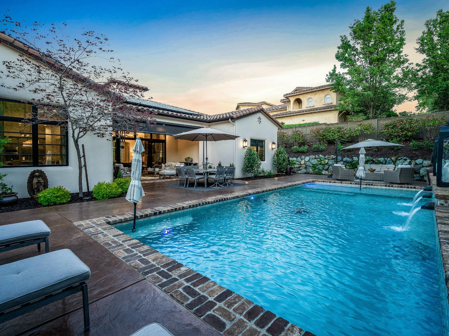 3693 Greenview Drive