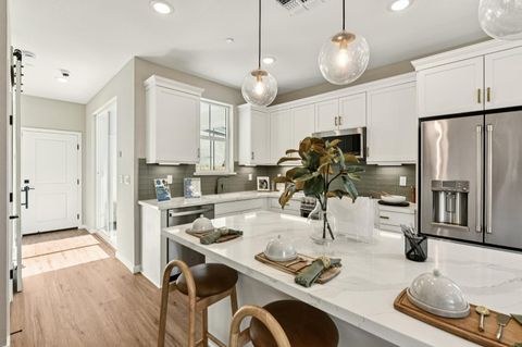 6433 Ventris Walk Sacramento CA 95823