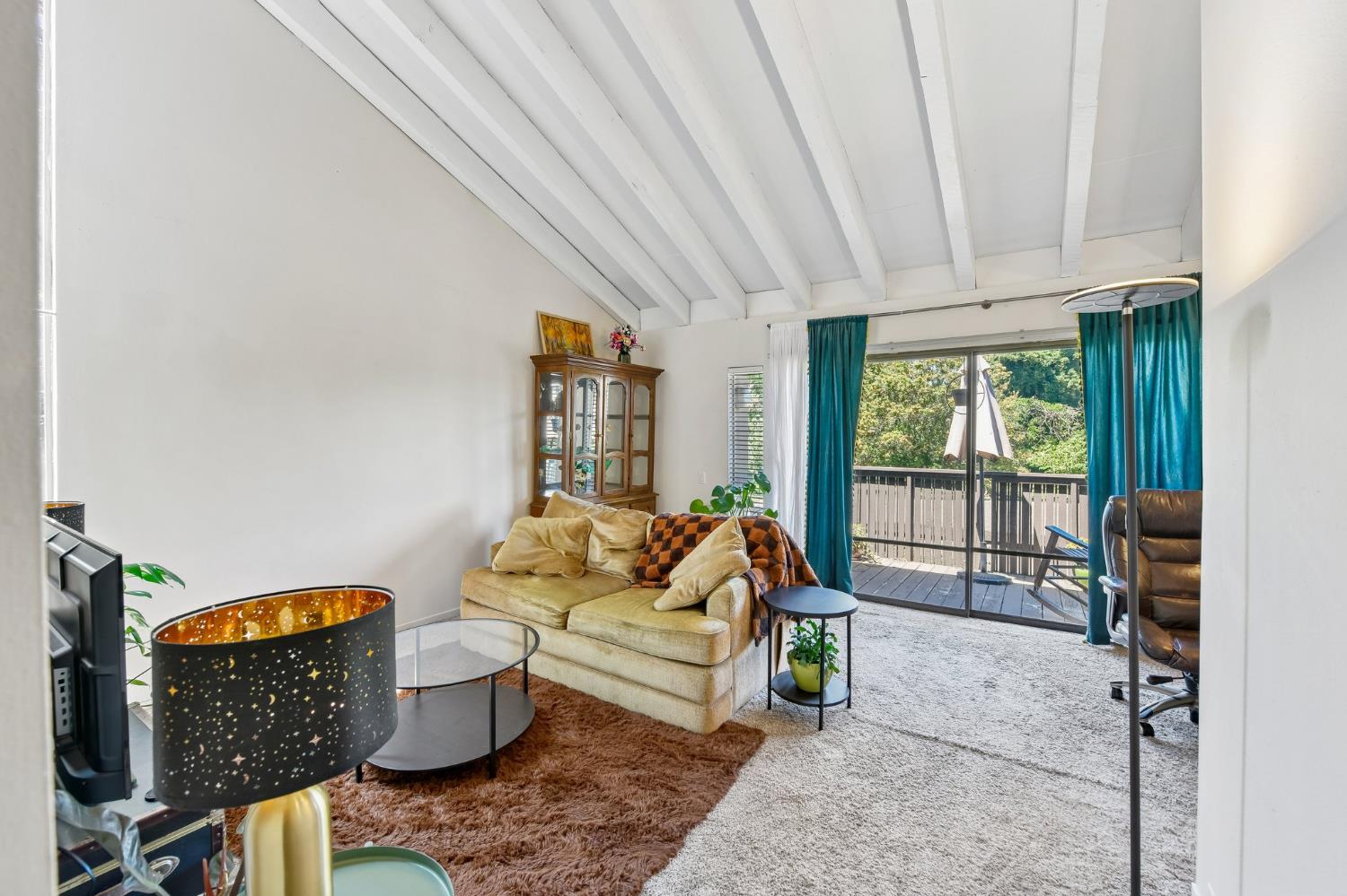 2292 Woodside Lane 12