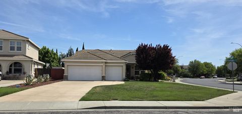 1043 Parkside Drive Vacaville CA 95688
