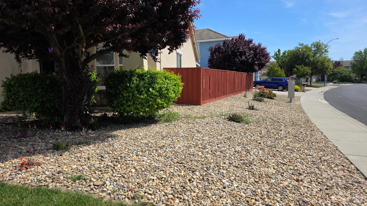 1043 Parkside Drive