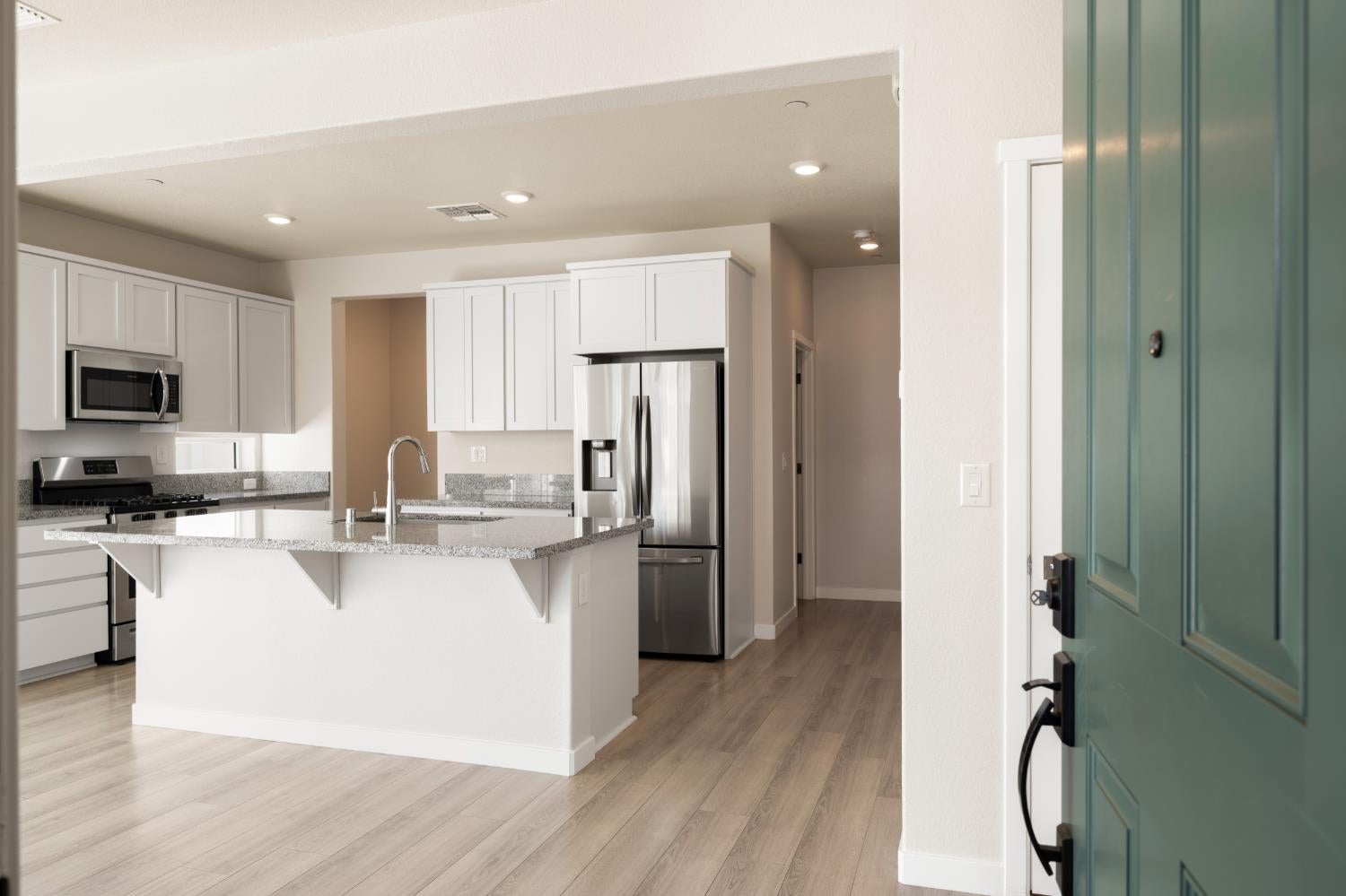 3135 Magpie Court