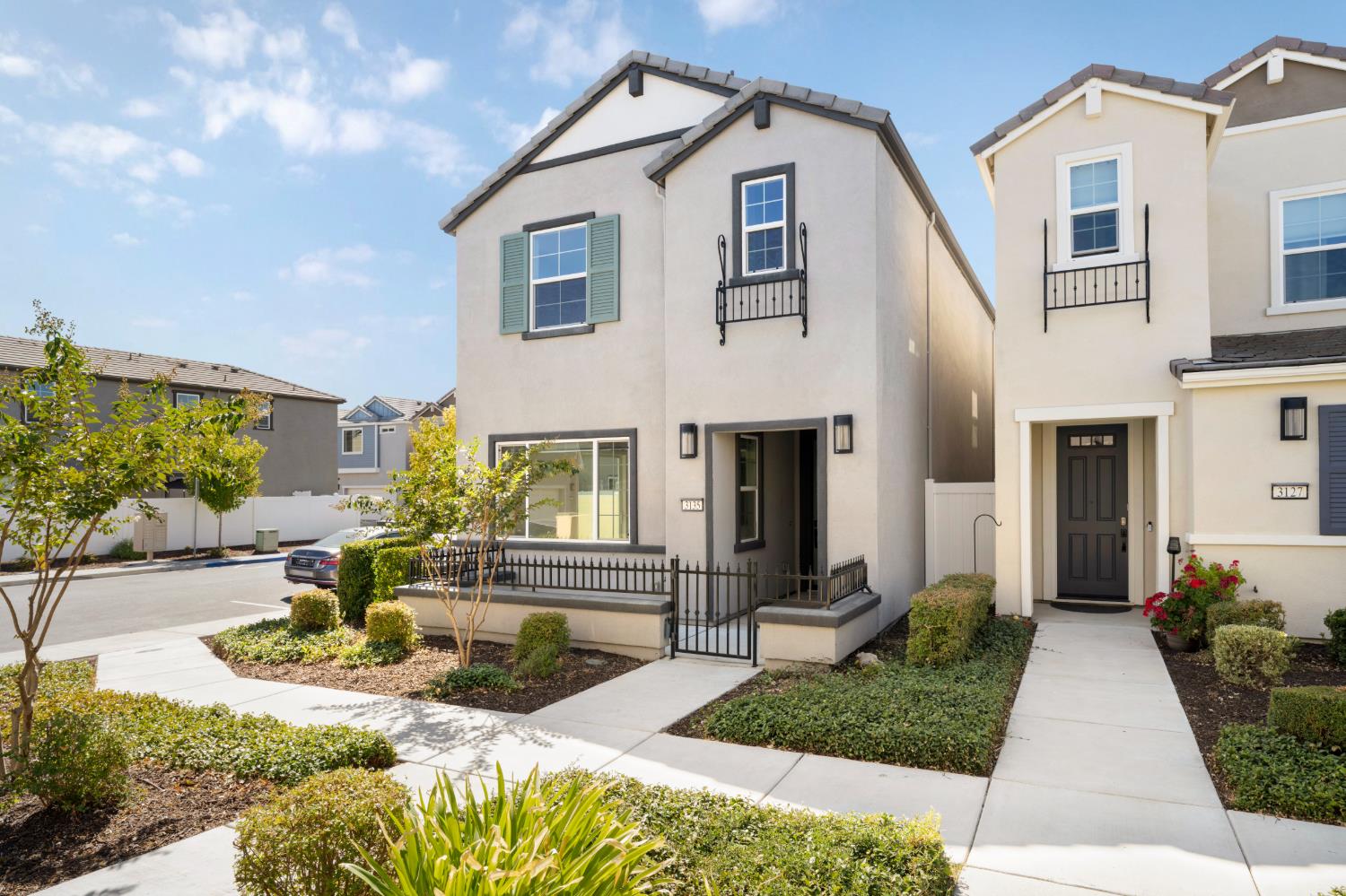 3135 Magpie Court