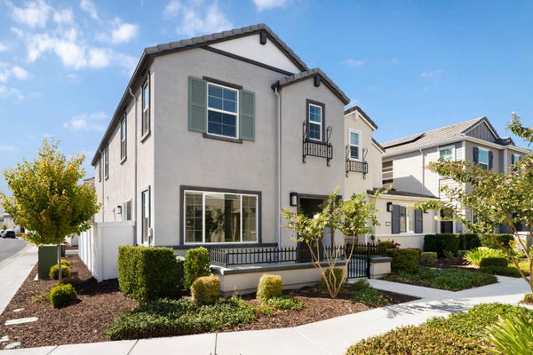 3135 MAGPIE CT, WEST SACRAMENTO, CA 95691 - Image 7038cf1931214cd0ab9a6e85b6c8f00a/2595233596
