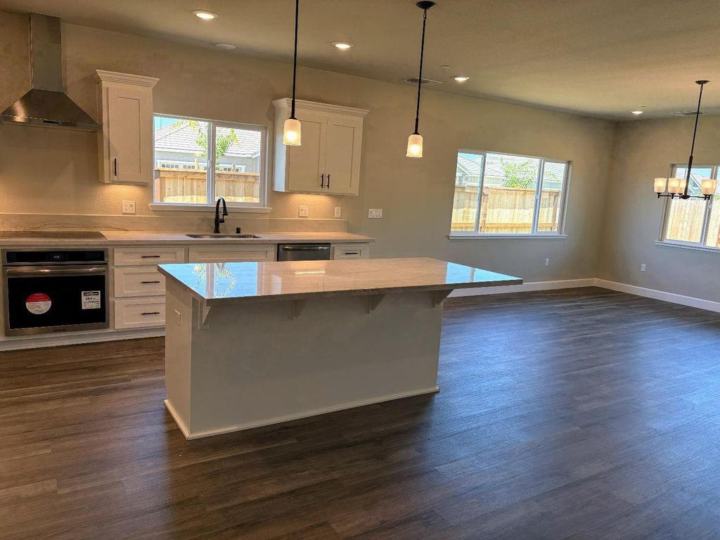 Photo of 929 Norman Road, Galt, CA 95632 (MLS # 226034009)