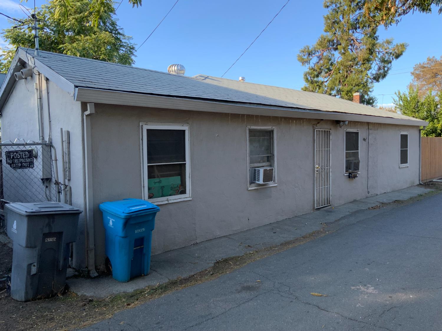 671 Reeves Avenue