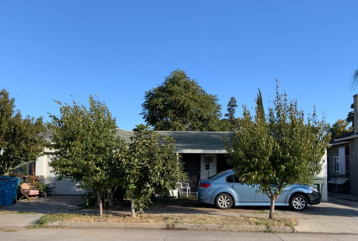 Yuba City, California 95991, United States, 7 Bedrooms Bedrooms, ,4 BathroomsBathrooms,Residential,Active,227774