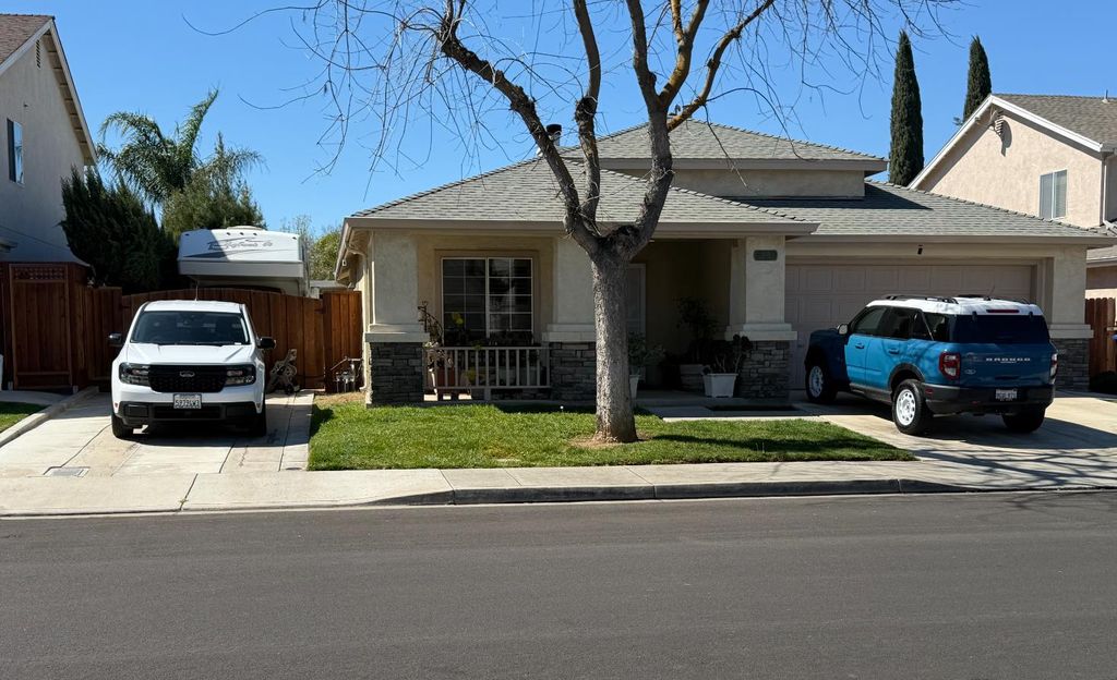 Photo of 409 Osprey Drive, Patterson, CA 95363 (MLS # 226030871)
