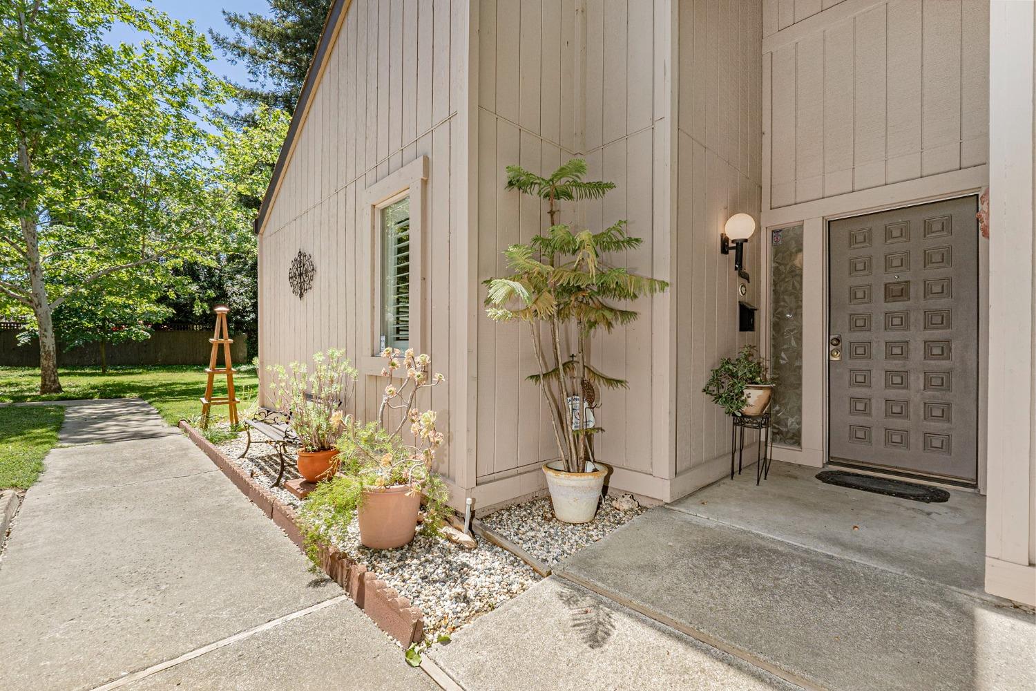 4012 Cowell Boulevard