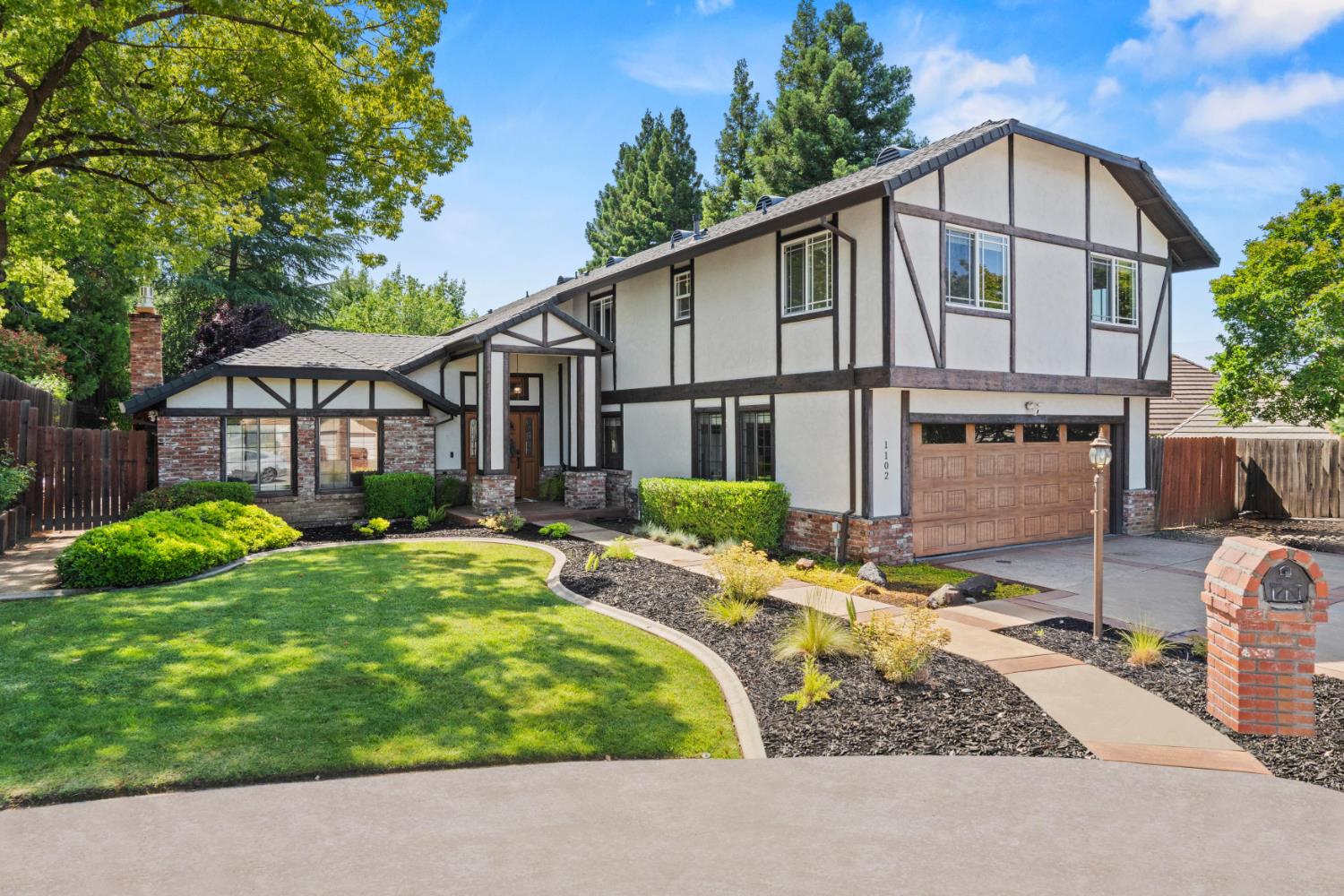 1102 Bodega Court