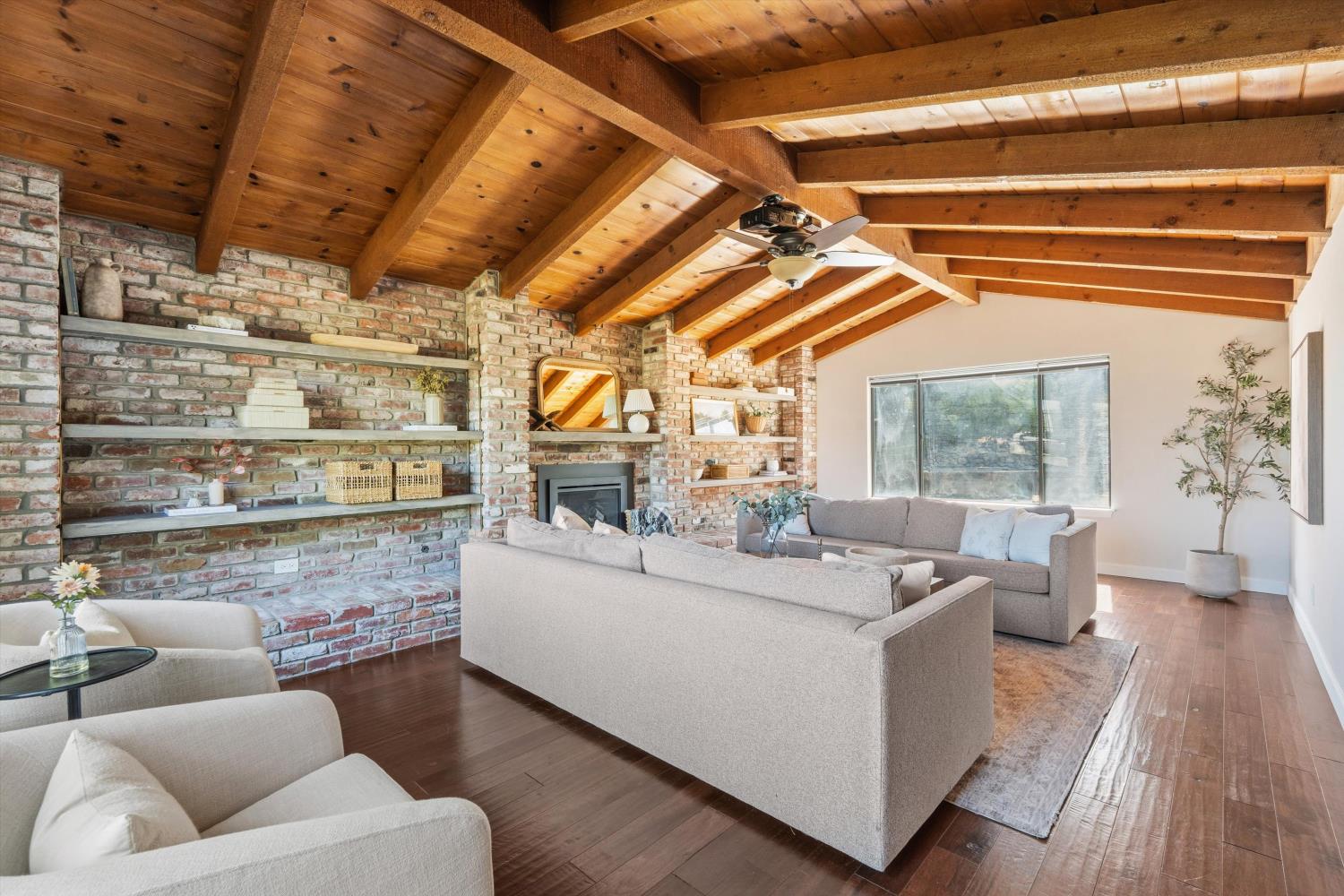 1102 Bodega Court