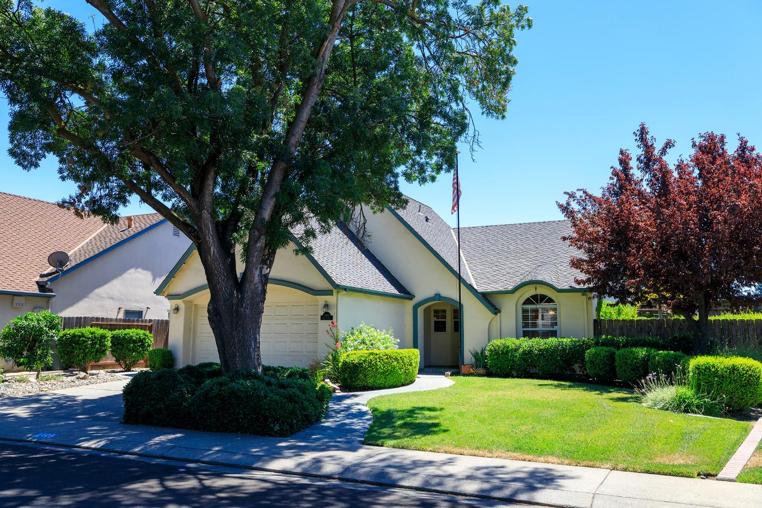 1108 Valencia Court