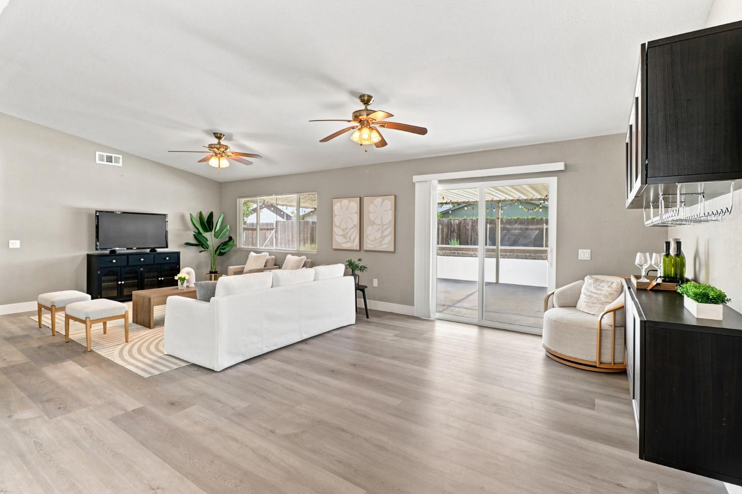 6826 Ewing Way