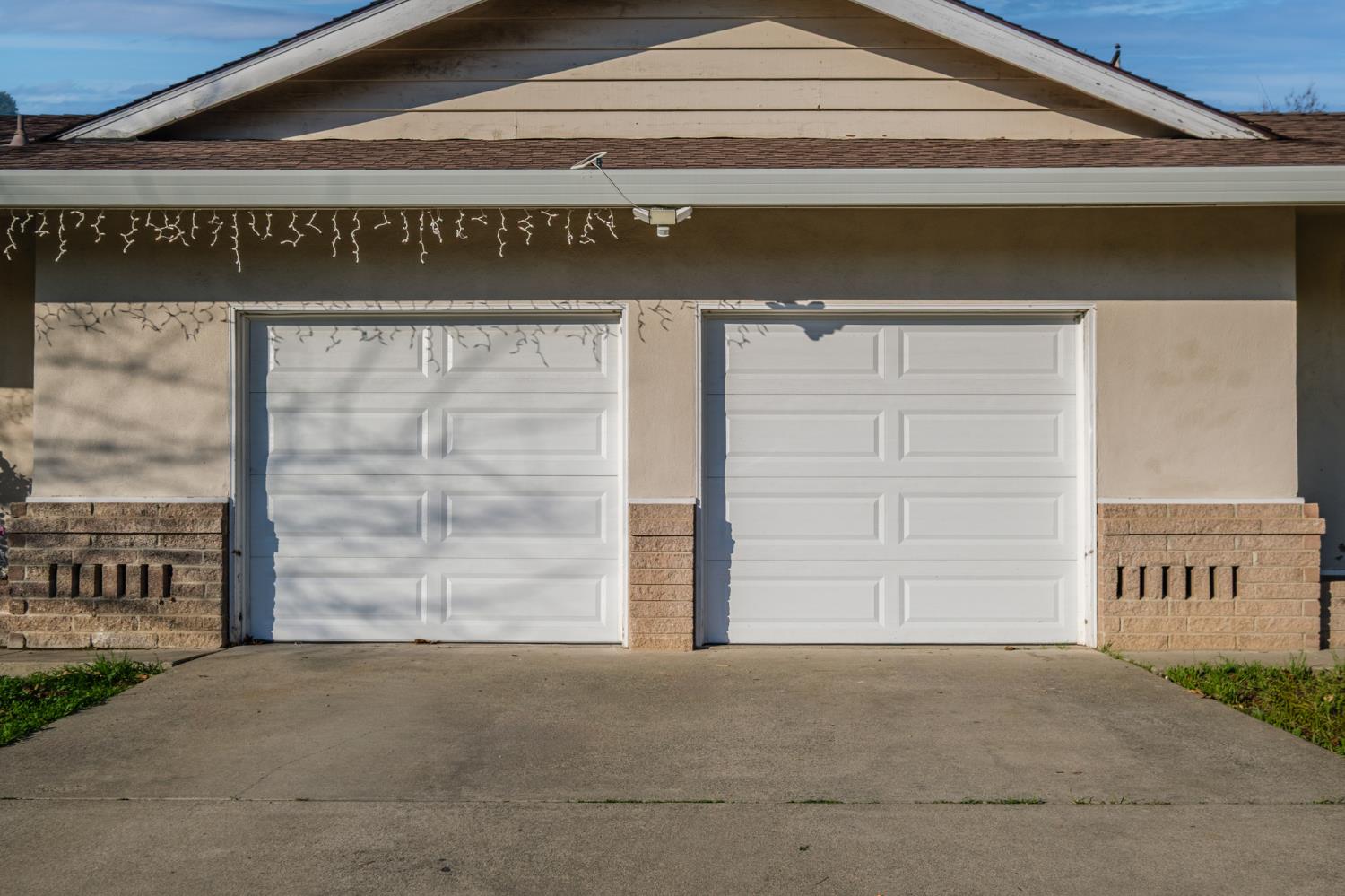 5725 Woodleigh Drive