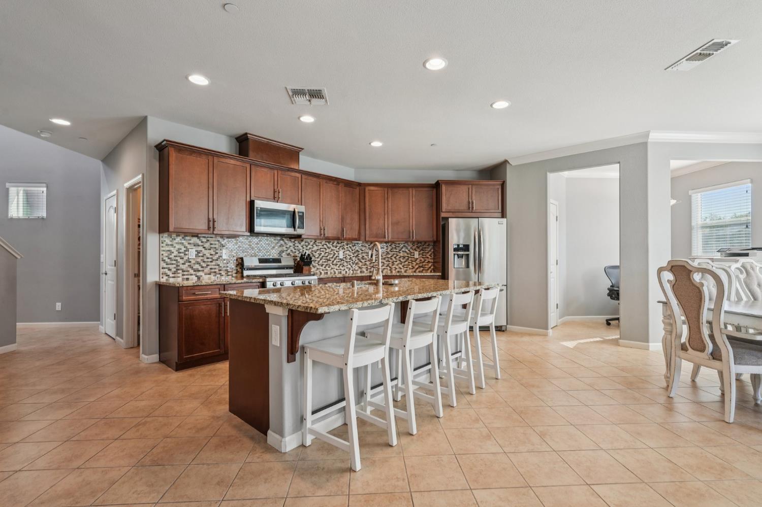 5121 Glenwood Springs Way