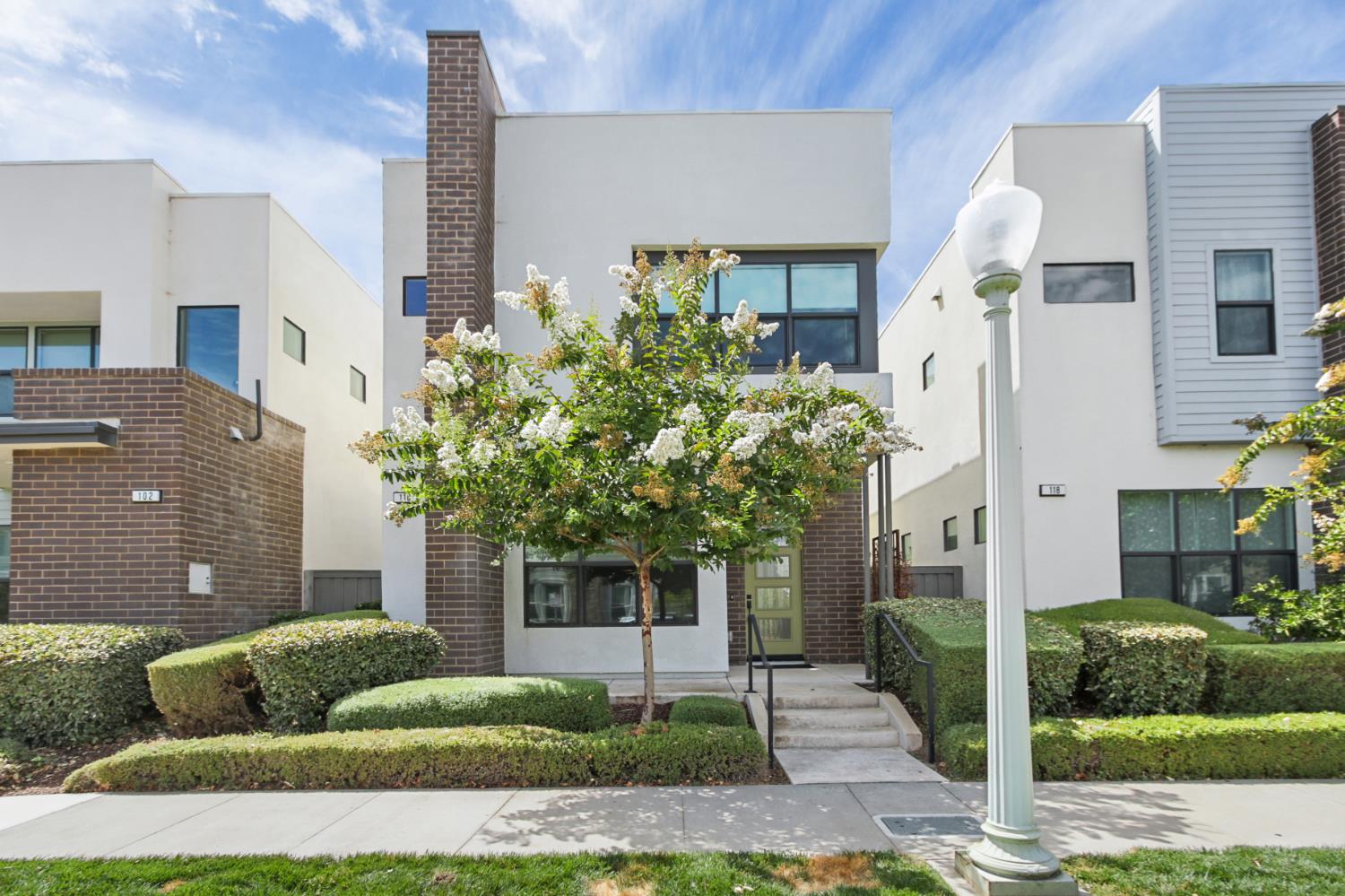 110 Fonseca Street