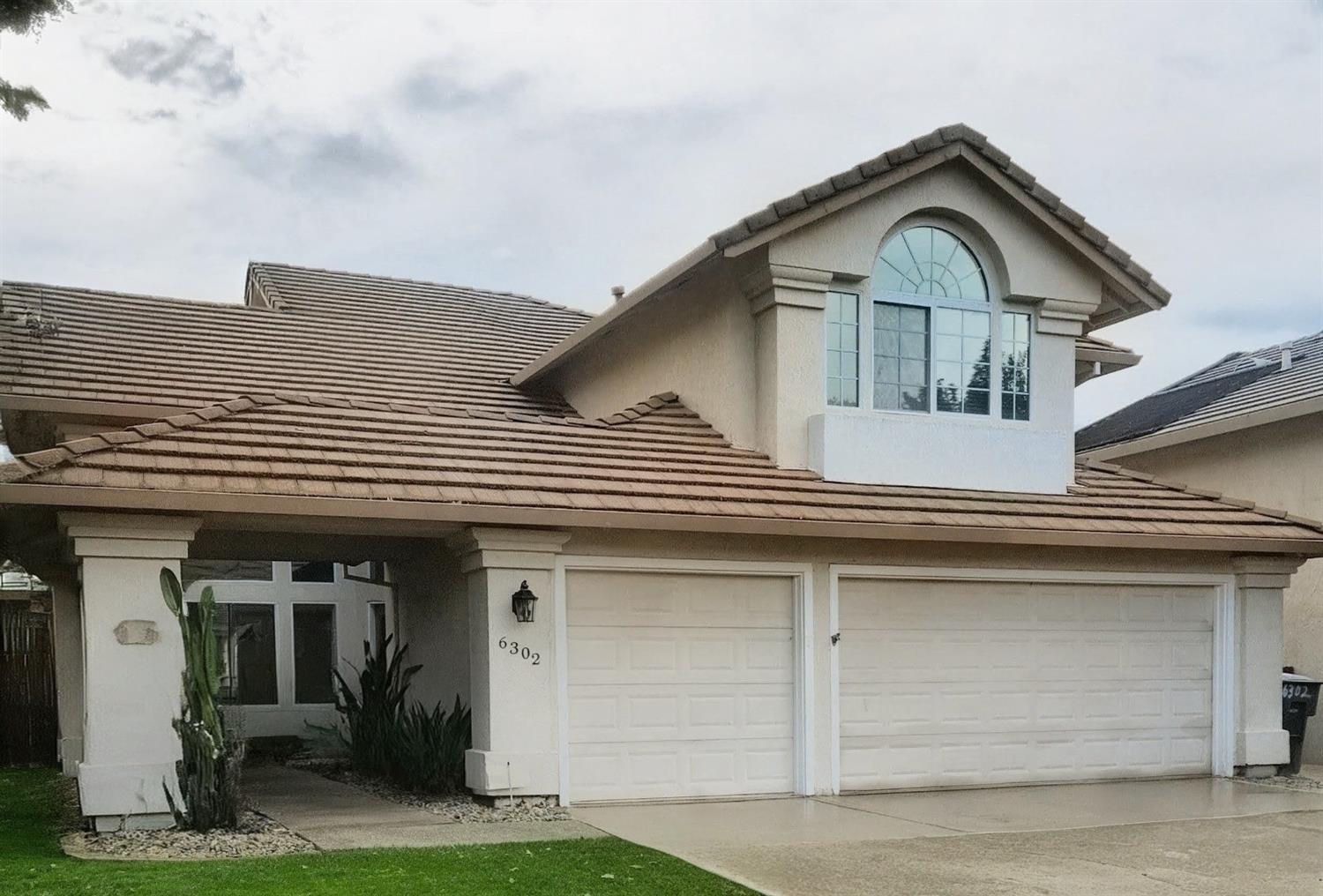 6302 Moonstone Drive