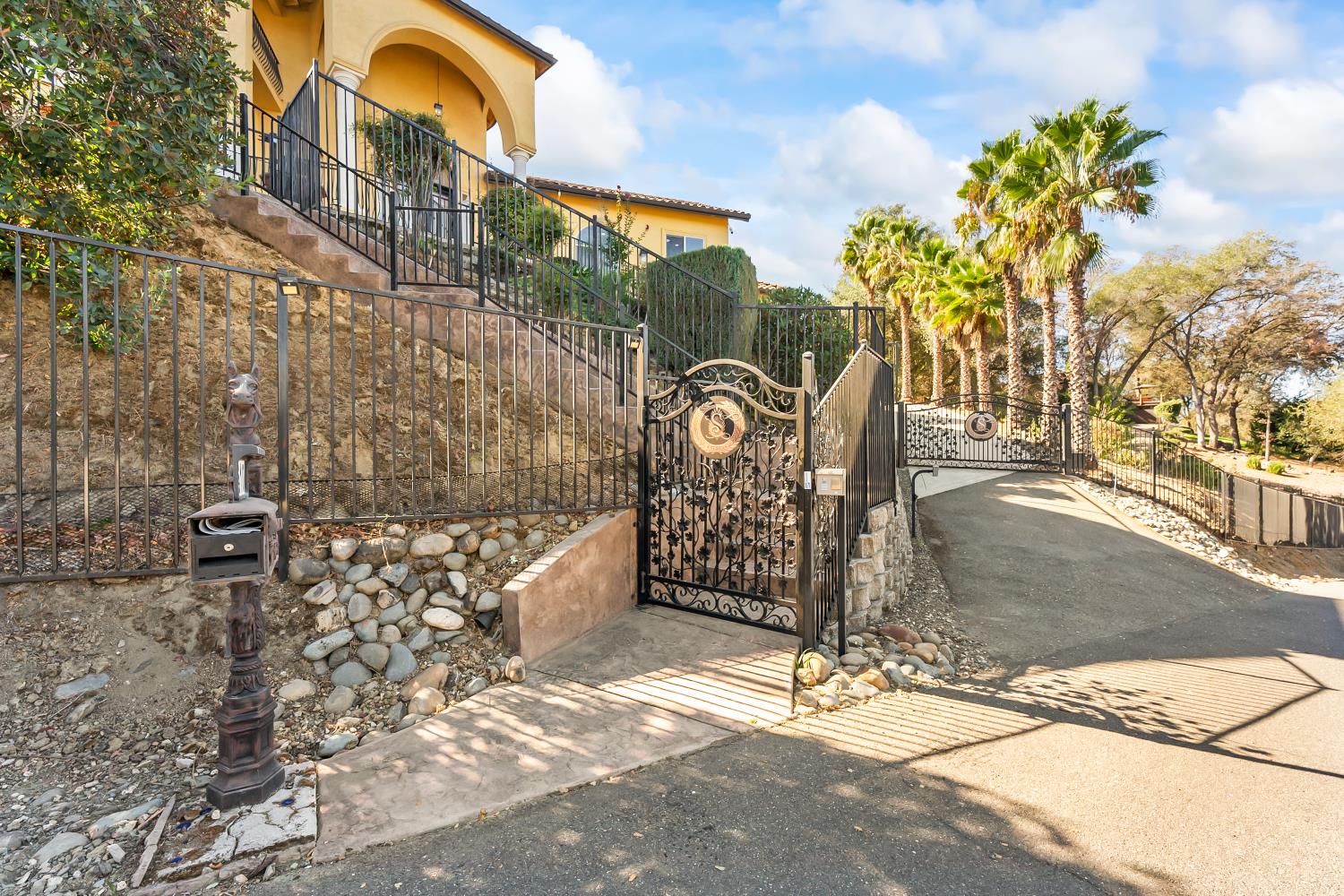 1610 Zapata Drive