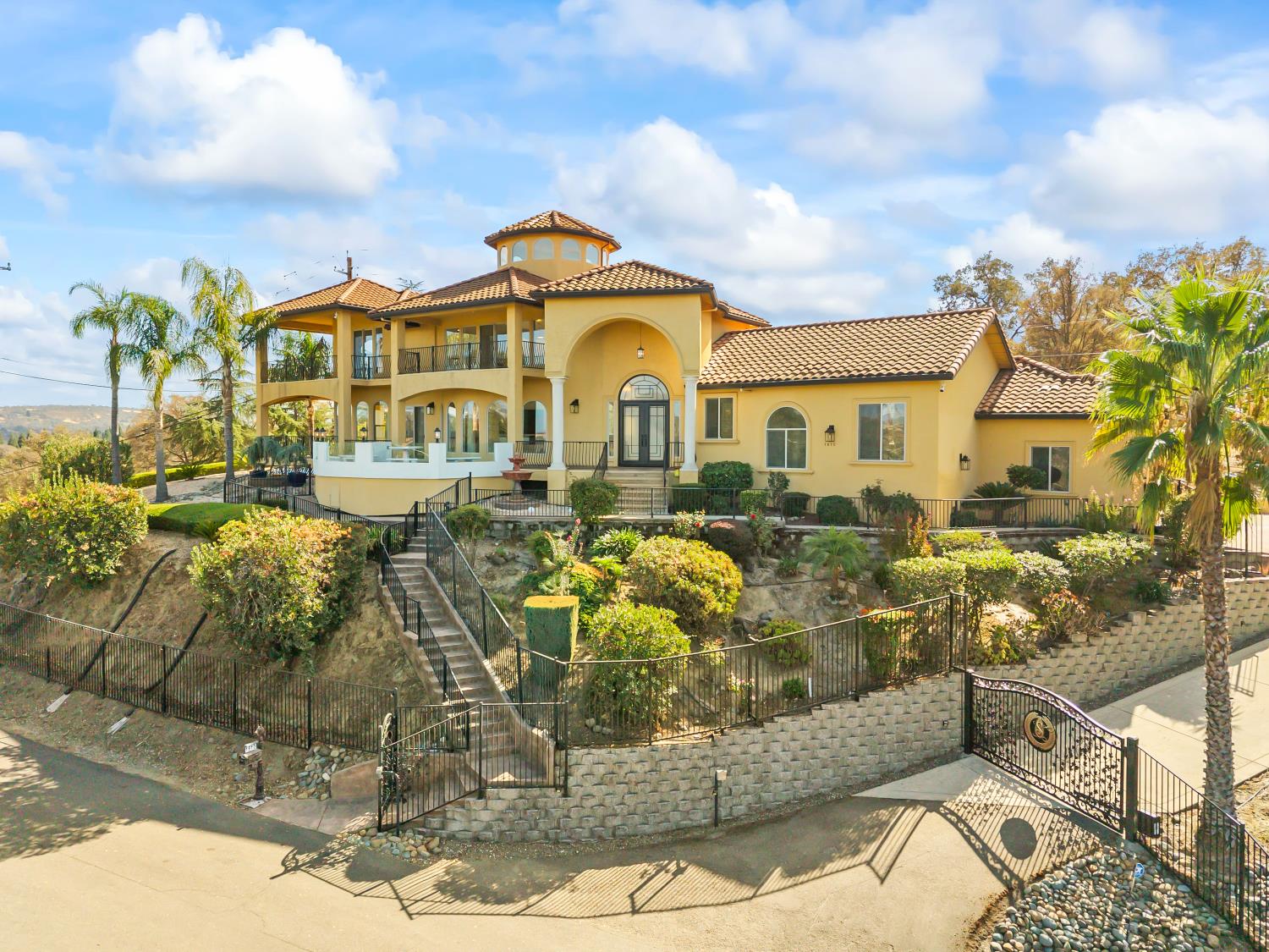 1610 Zapata Drive